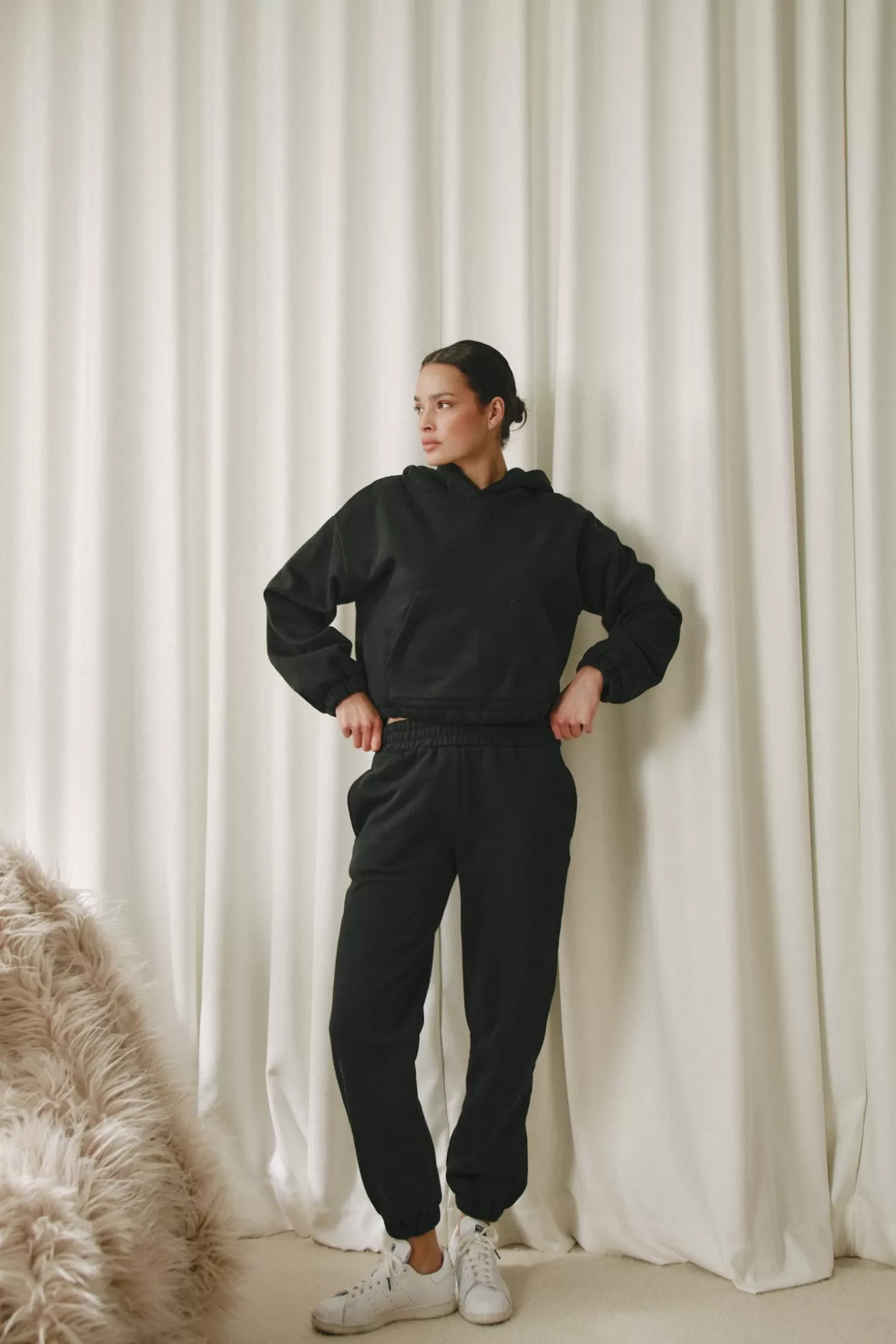 The Akala Studio Pantalones^Forever Black Pants
