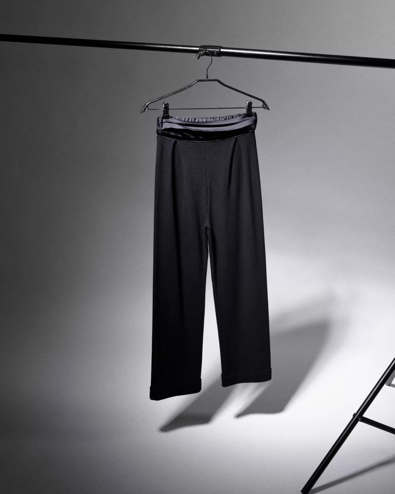 The Akala Studio Pantalones^Kate Pants