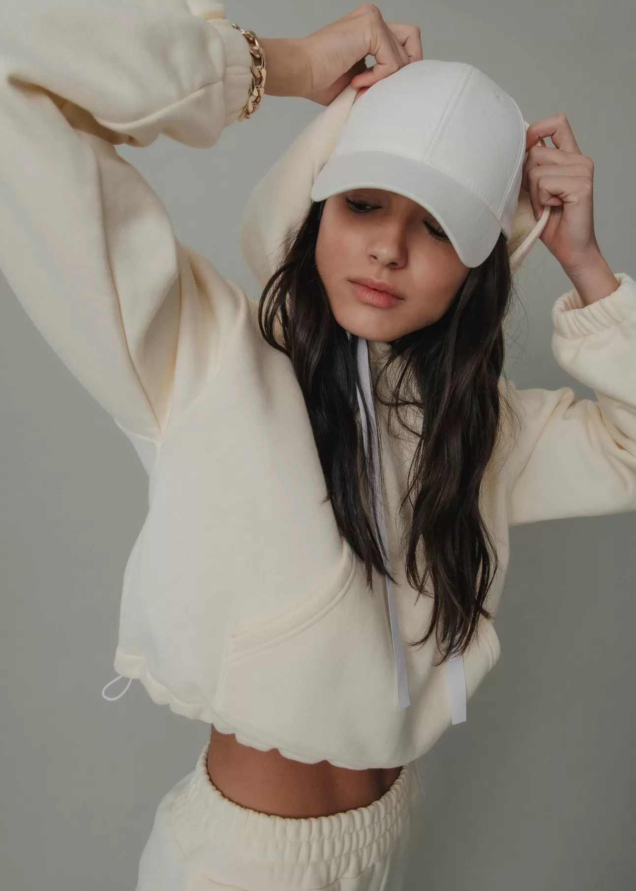 The Akala Studio Sweats^Sudadera Marfil